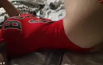 فاتنة مع لطيفة الحمار ضخمة الثدي.