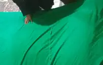 فيمبوي يستمني قبل الاستحمام و cums.