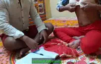 اشتعلت بلدي فرنك غيني اللعب مع بوسها ، وتركت لها يمارس الجنس مع قضيبي في موقف هزلي.